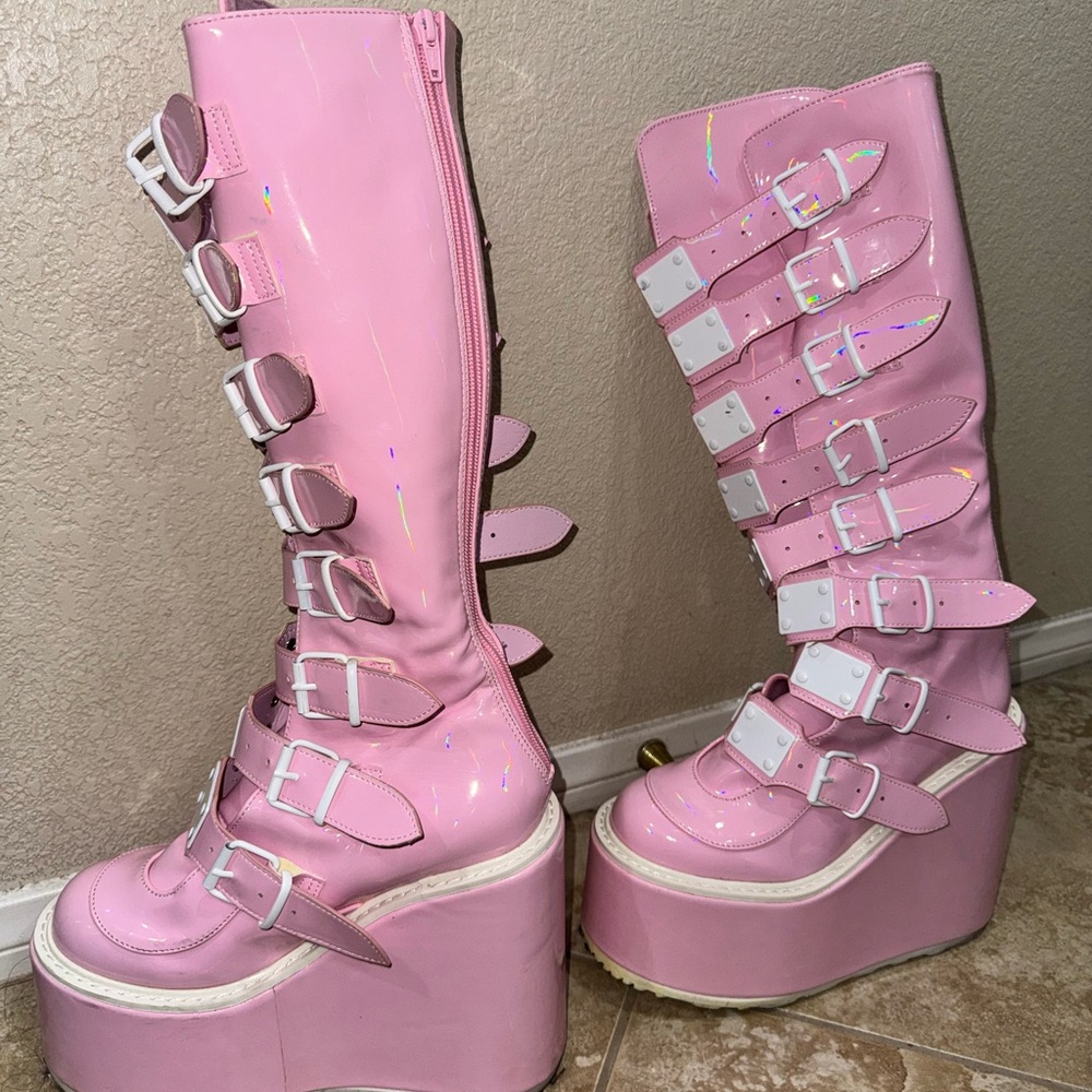 Pink Holographic Demonia Swing-815 - image 1